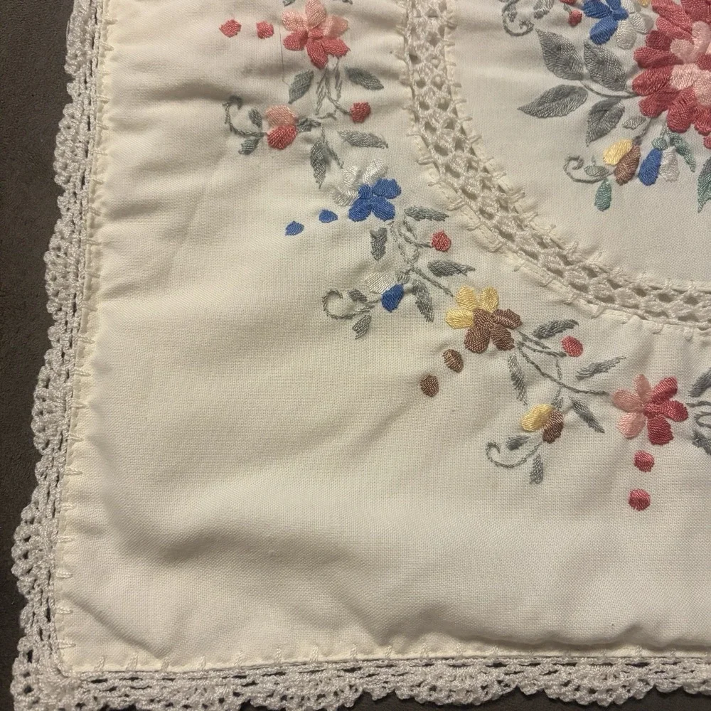 Vintage Pillow Case Handmade Embroidered Cottage Square Lace Accent Throw Zip